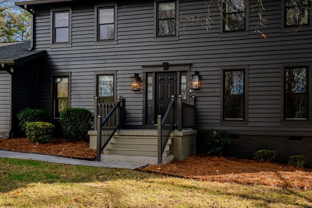 2001 Brook Way, Dalton, GA 30720