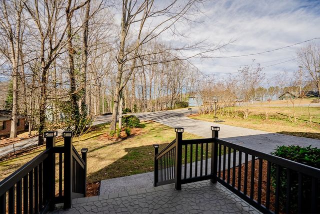 2001 Brook Way, Dalton, GA 30720