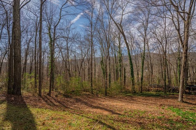 2001 Brook Way, Dalton, GA 30720