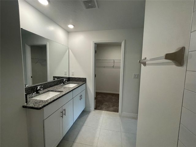 36544 SMITHFIELD LN, Zephyrhills, FL 33541