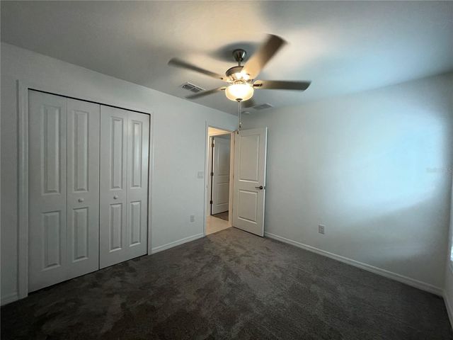 36544 SMITHFIELD LN, Zephyrhills, FL 33541