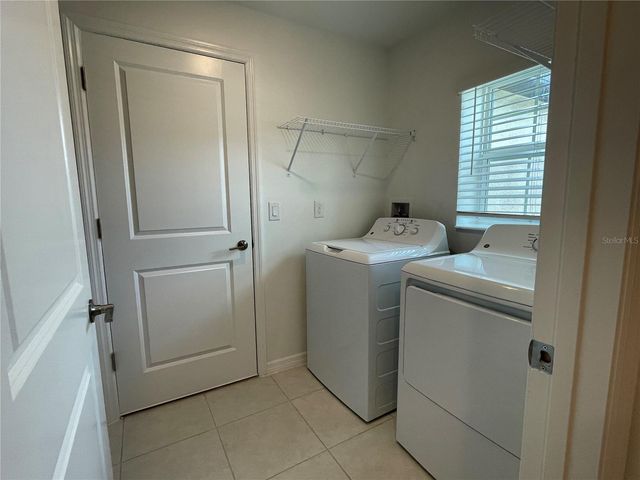 36544 SMITHFIELD LN, Zephyrhills, FL 33541