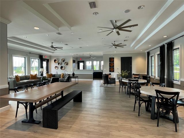 36544 SMITHFIELD LN, Zephyrhills, FL 33541