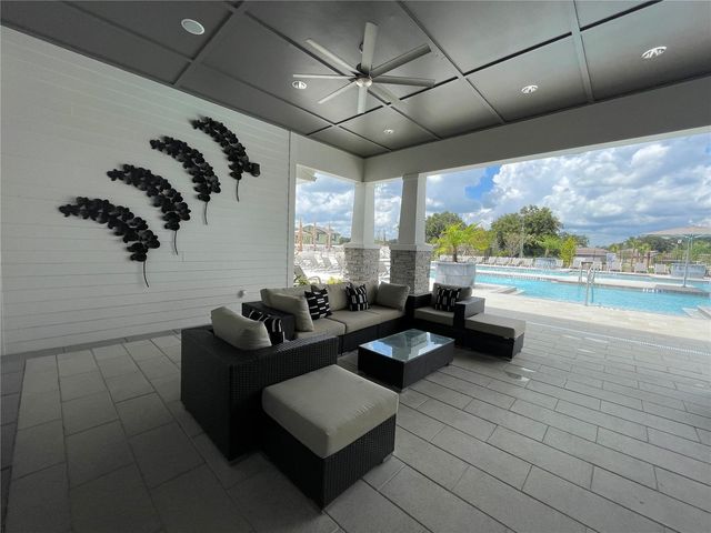 36544 SMITHFIELD LN, Zephyrhills, FL 33541