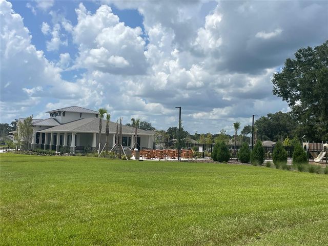 36544 SMITHFIELD LN, Zephyrhills, FL 33541