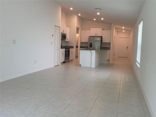 36544 SMITHFIELD LN, Zephyrhills, FL 33541