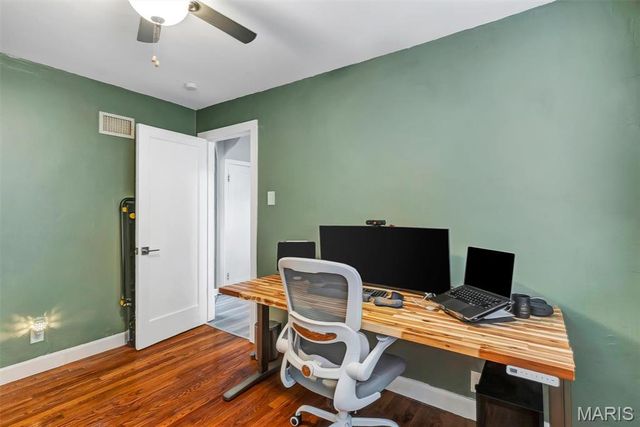 3621 Watson Road, St Louis, MO 63109