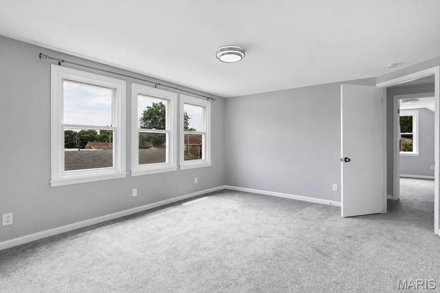 3621 Watson Road, St Louis, MO 63109