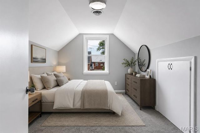 3621 Watson Road, St Louis, MO 63109