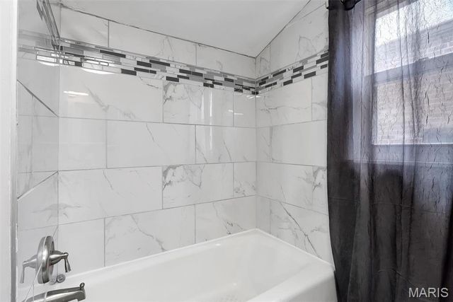 3621 Watson Road, St Louis, MO 63109