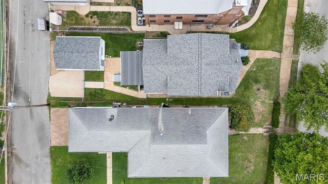 3621 Watson Road, St Louis, MO 63109