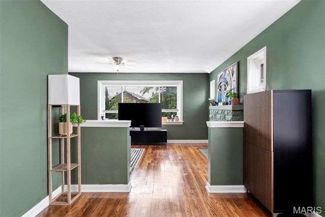 3621 Watson Road, St Louis, MO 63109