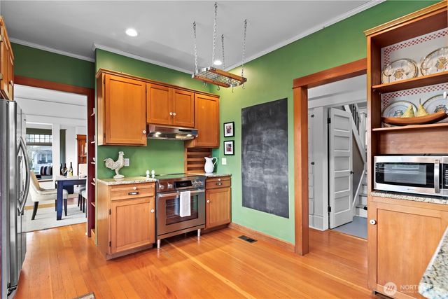 2221 Virginia, Everett, WA 98201