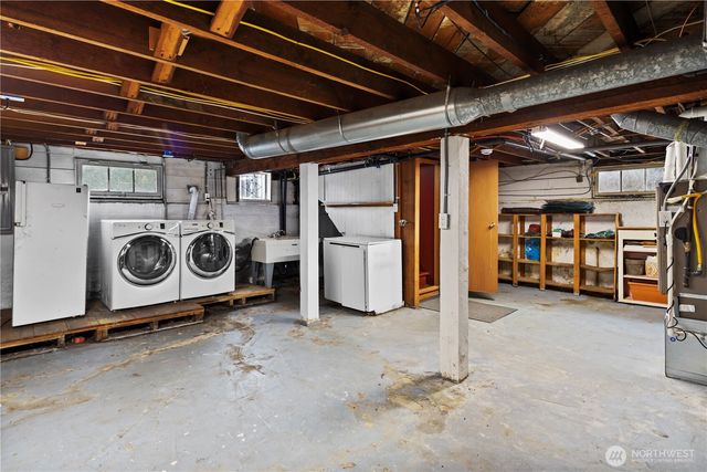 2221 Virginia, Everett, WA 98201