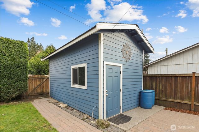 2221 Virginia, Everett, WA 98201