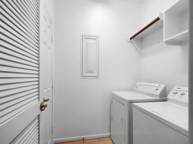 22 Pine Needle, The Woodlands, TX 77382