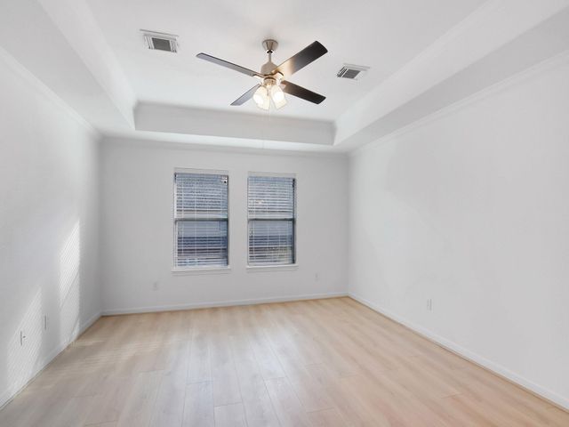 22 Pine Needle, The Woodlands, TX 77382
