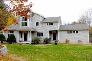 648 Haverhill Road, Chester, NH 03036