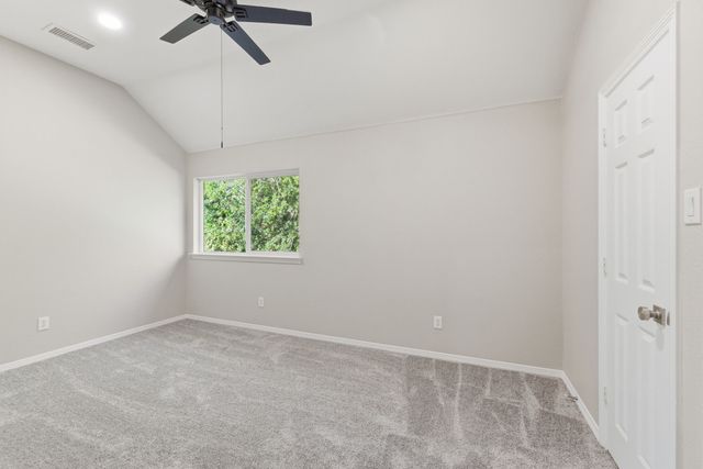 7000 Winthorp Drive, Arlington, TX 76001