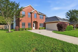 7000 Winthorp Drive, Arlington, TX 76001
