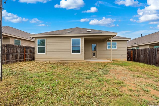 12043 PEWEE, San Antonio, TX 78221