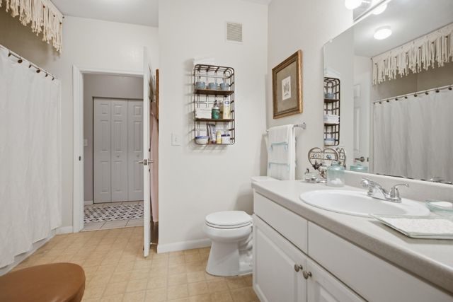 60 Fenwick Hall Allee Alley 217, Johns Island, SC 29455
