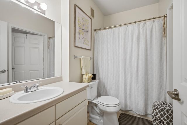 60 Fenwick Hall Allee Alley 217, Johns Island, SC 29455