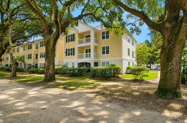 60 Fenwick Hall Allee Alley 217, Johns Island, SC 29455