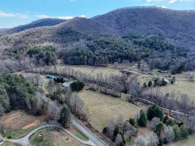 5359 Owltown Road, Blairsville, GA 30512