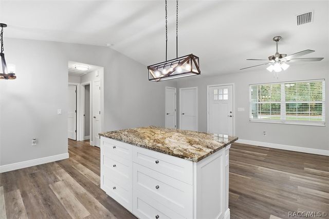 8593 N Fauci Point, Crystal River, FL 34428