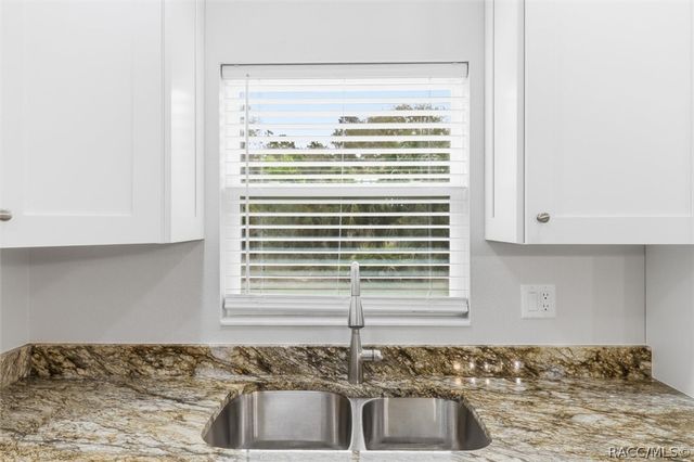 8593 N Fauci Point, Crystal River, FL 34428