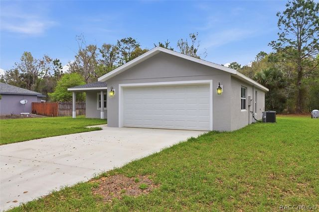 8593 N Fauci Point, Crystal River, FL 34428