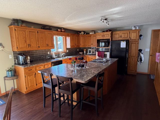 232 4th Street, Bluffton, MN 56518