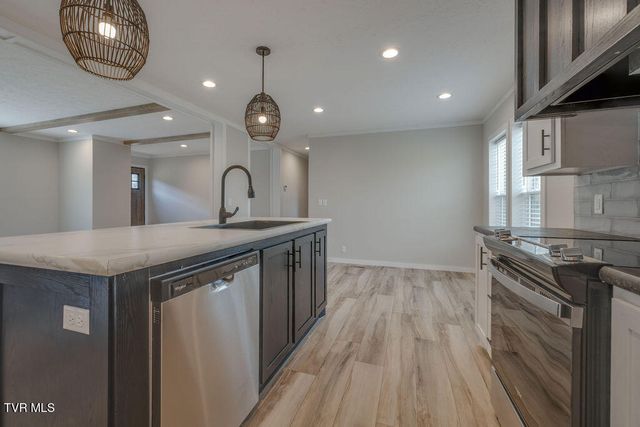 1565 Rheatown Road, Chuckey, TN 37641