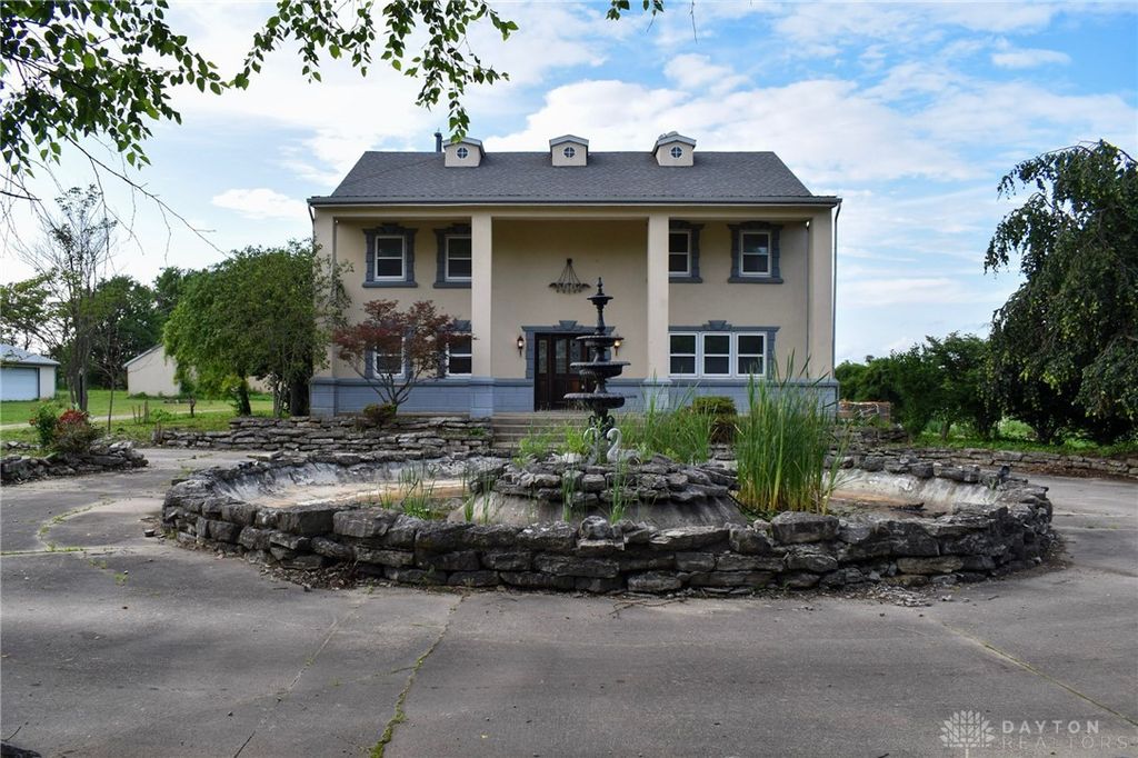 13181 Eaton Pike 13181, New Lebanon, OH 45345