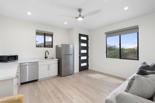 327 SUNCLIFFE Drive, Sedona, AZ 86351