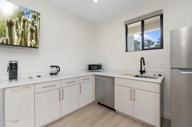 327 SUNCLIFFE Drive, Sedona, AZ 86351