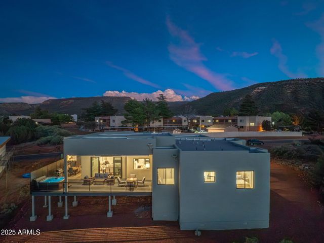 327 SUNCLIFFE Drive, Sedona, AZ 86351