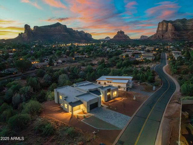 327 SUNCLIFFE Drive, Sedona, AZ 86351