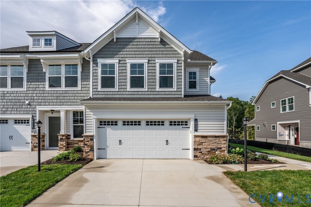 18777 Palisades Cove Trl, Moseley, VA 23120
