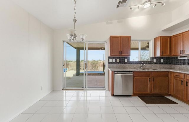 2776 Leto Avenue, Thermal, CA 92274