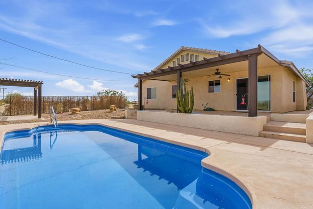 2776 Leto Avenue, Thermal, CA 92274