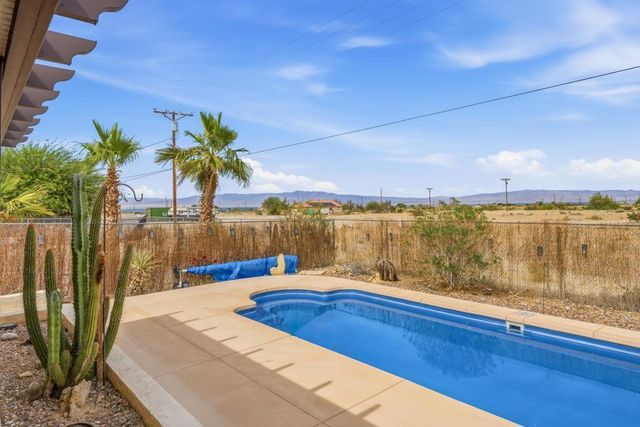 2776 Leto Avenue, Thermal, CA 92274