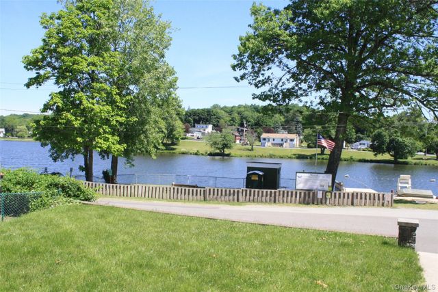 296 Lakeshore Drive E, Carmel, NY 10512