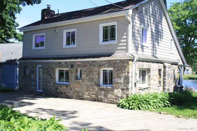 296 Lakeshore Drive E, Carmel, NY 10512