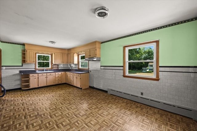 60 Sunhill Road, Taunton, MA 02780