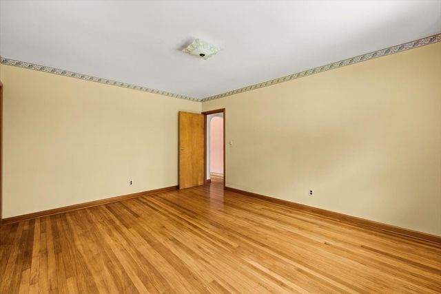 60 Sunhill Road, Taunton, MA 02780