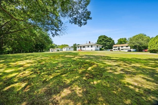 60 Sunhill Road, Taunton, MA 02780