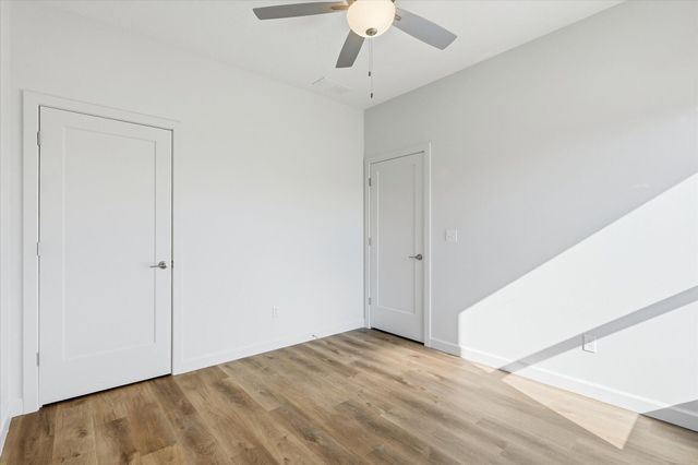 2033 STONE MOUNTAIN CT, Columbia, MO 65201