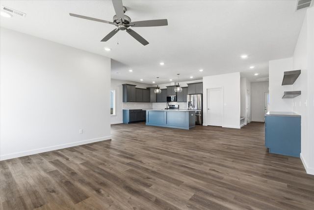 2033 STONE MOUNTAIN CT, Columbia, MO 65201